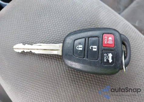 2019 Toyota Corolla Le z USA, uszkodzony, nr VIN 2T1BURHE9KC165975